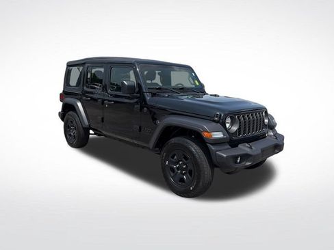 Used 2025 Jeep Wrangler Unlimited Sport AWD/4WD image 7