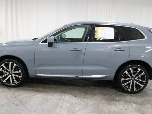 Used 2023 Volvo XC60 B6 Ultimate image 6