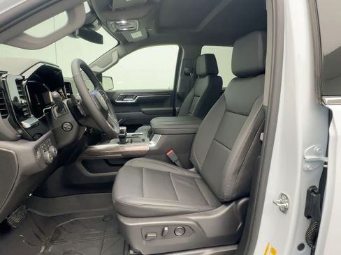 New 2026 Chevrolet Silverado 1500 LTZ w/ LPO, Dark Essentials Package image 5