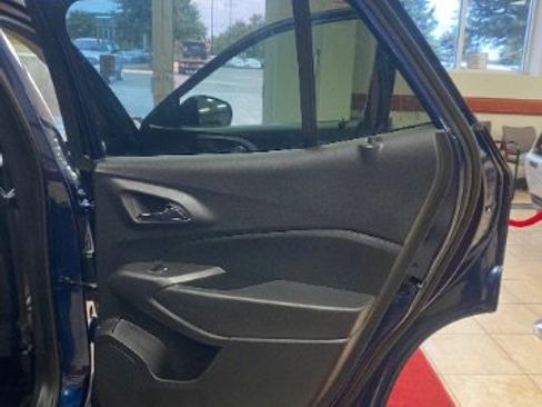 Used 2024 Chevrolet Trax LT w/ Driver Confidence Package image 13