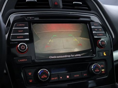 Used 2019 Nissan Maxima 3.5 SL w/ Floor Mat Group image 19