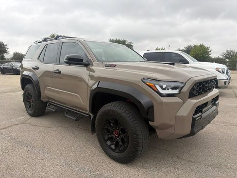 Used 2025 Toyota 4Runner TRD Pro AWD/4WD image 3