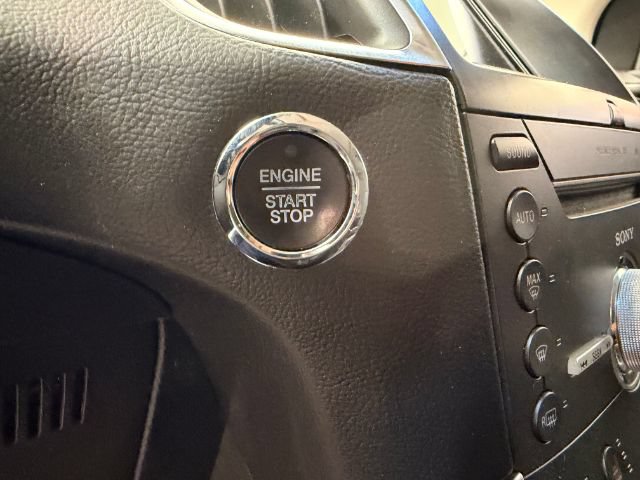 Used 2018 Ford Edge Titanium w/ Equipment Group 301A AWD/4WD image 41