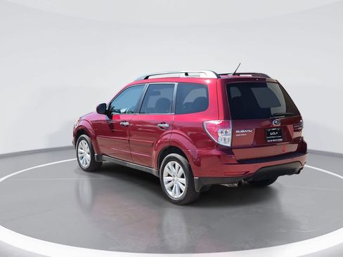 Used 2011 Subaru Forester 2.5X Limited AWD/4WD image 6