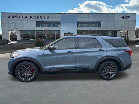 New 2026 Ford Explorer ST image 4