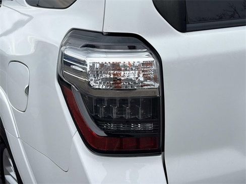 Used 2019 Toyota 4Runner SR5 w/ Four Season Floor Mat Package image 12