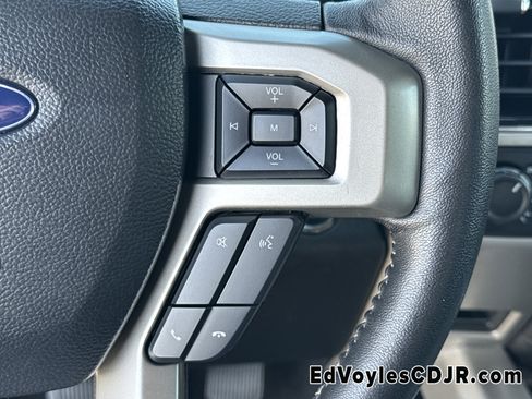 Used 2020 Ford F150 Lariat image 38