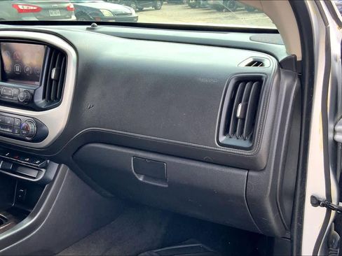 Used 2016 GMC Canyon SLE w/ SLE Convenience Package image 17