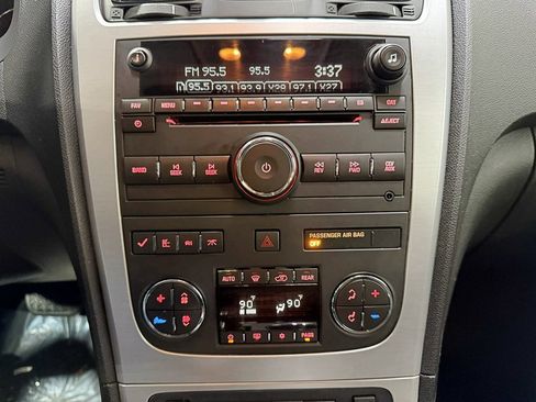 Used 2011 GMC Acadia SLT image 15