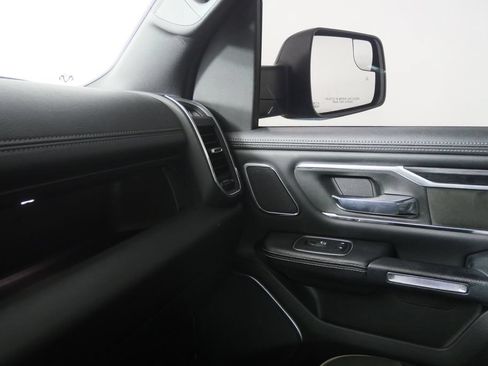 Used 2023 RAM 1500 Laramie AWD/4WD image 27