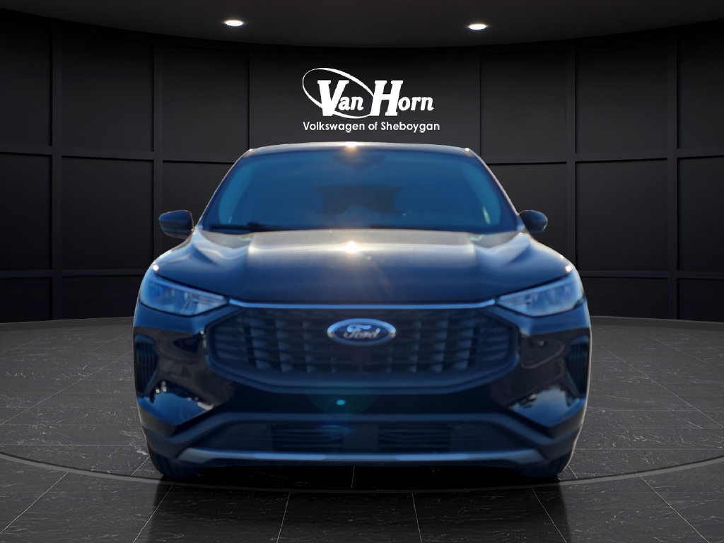 Used 2025 Ford Escape Active FWD image 2