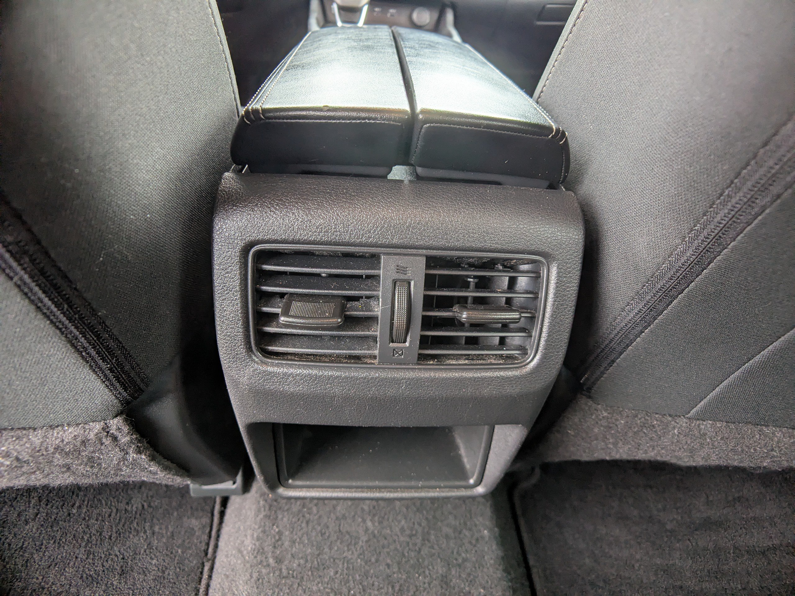 Used 2023 Nissan Rogue S FWD image 15