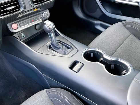 Used 2025 Ford Mustang Coupe image 15