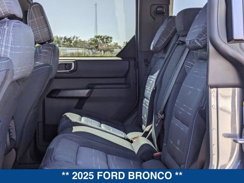 New 2025 Ford Bronco Heritage Edition AWD/4WD image 20