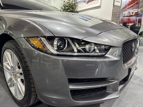 Used 2019 Jaguar XE Prestige AWD/4WD image 22