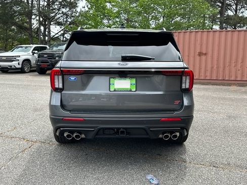 New 2026 Ford Explorer ST image 6