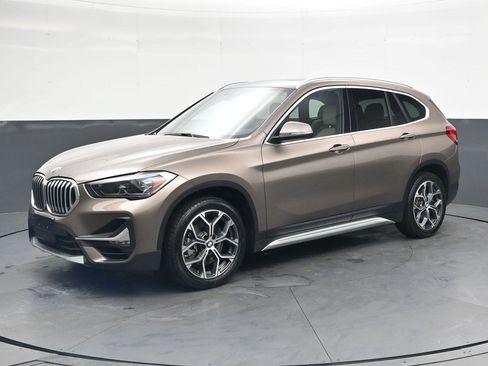 Used 2020 BMW X1 xDrive28i w/ Premium Package AWD/4WD image 8