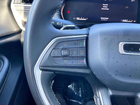 Used 2023 Jeep Grand Cherokee L Laredo image 22