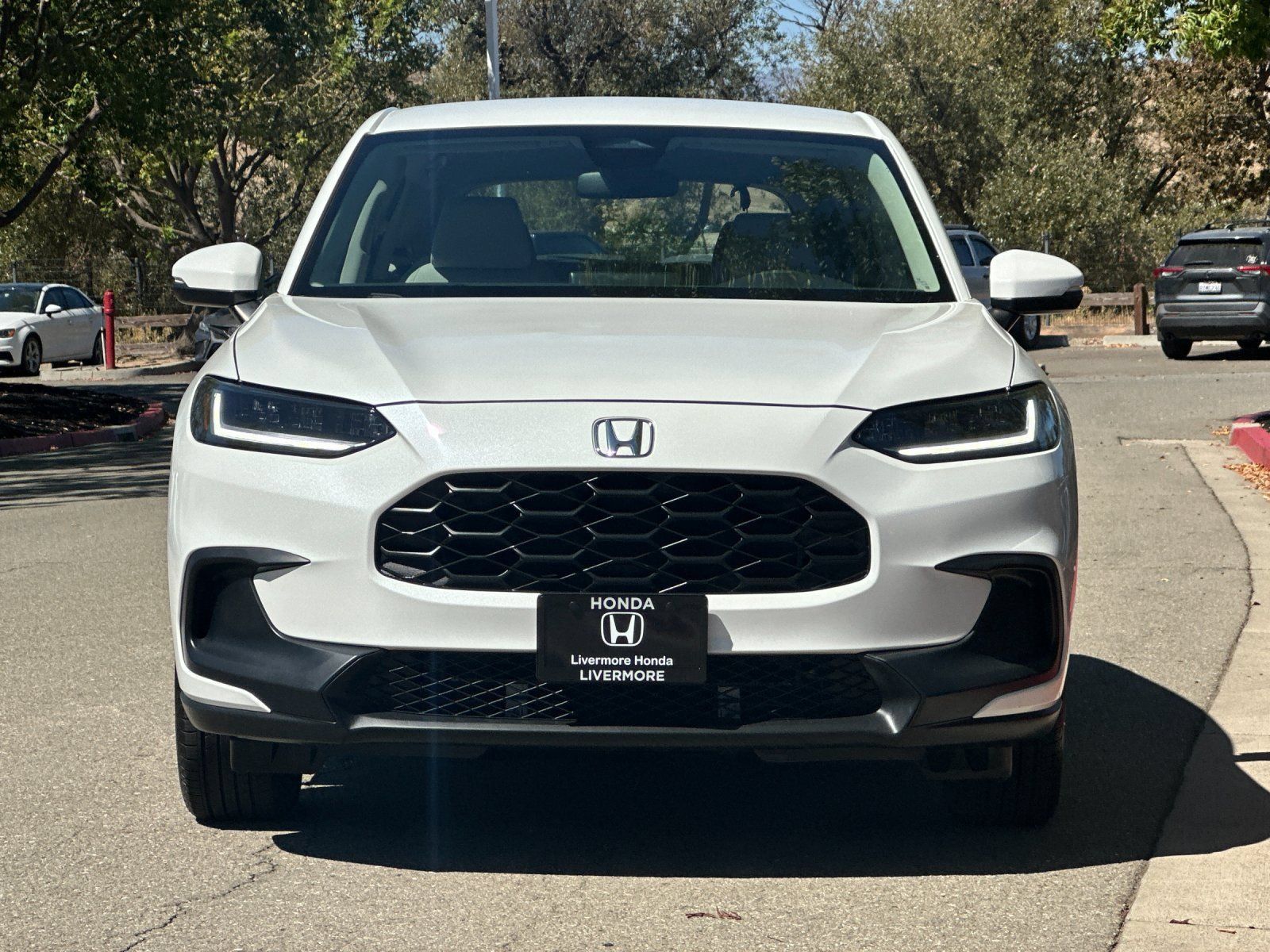 Used 2023 Honda HR-V LX image 9