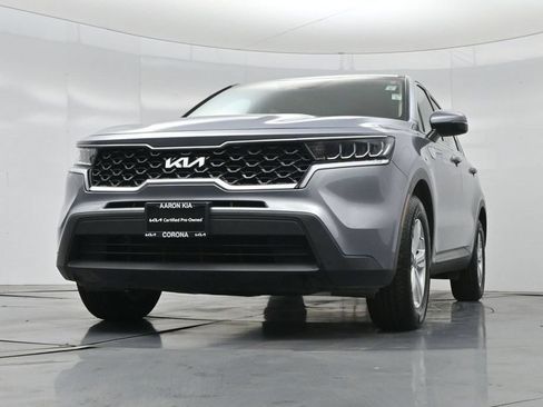 Certified 2023 Kia Sorento LX FWD image 48