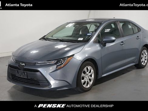 Used 2025 Toyota Corolla LE FWD image 1