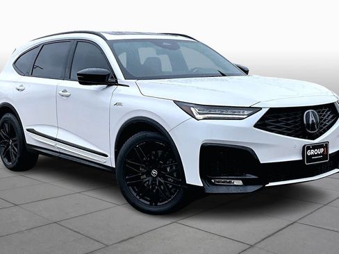 Used 2025 Acura MDX A-Spec image 2