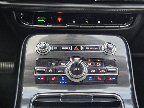 Used 2022 Lincoln Nautilus Reserve w/ Equipment Group 201A image 23