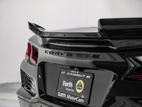 Used 2024 Chevrolet Corvette Z06 RWD image 18