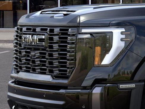New 2026 GMC Sierra 2500 Denali Ultimate w/ LPO, Black Badging Package AWD/4WD image 13