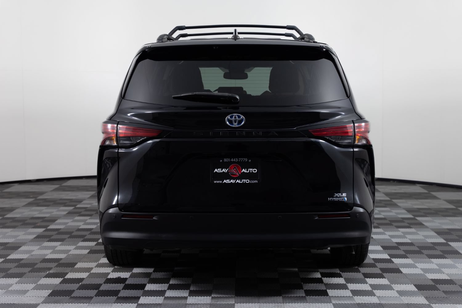 Used 2021 Toyota Sienna XLE FWD image 6