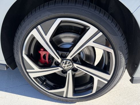 New 2026 Volkswagen GTI SE image 32
