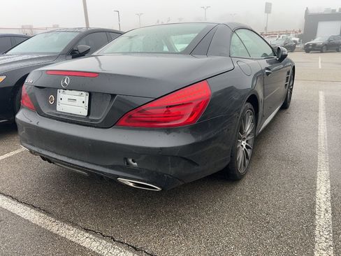 Used 2019 Mercedes-Benz SL 550 image 3