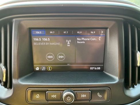 Used 2021 Chevrolet Colorado W/T w/ WT Convenience Package RWD image 27