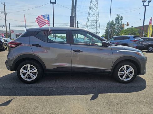Used 2024 Nissan Kicks S FWD image 4