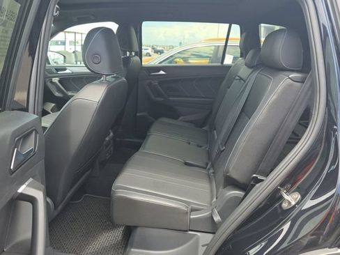 Used 2023 Volkswagen Tiguan SE R-Line FWD image 14