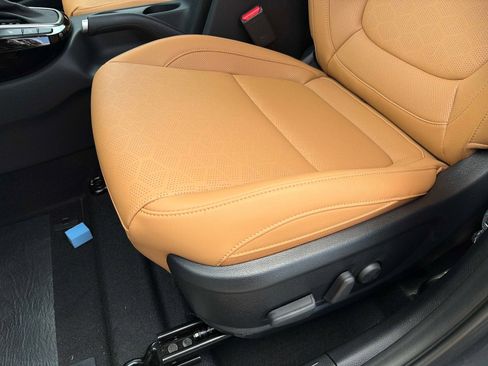 New 2026 Kia Seltos EX FWD image 16