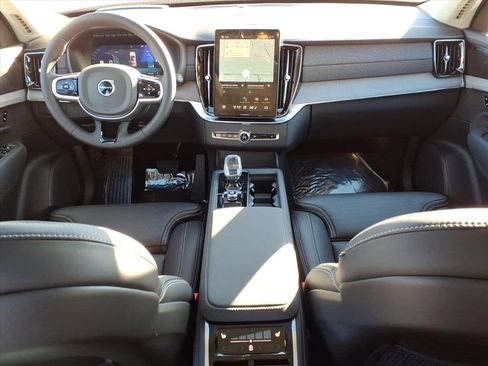 New 2026 Volvo XC90 T8 Ultra w/ Lounge Package image 7