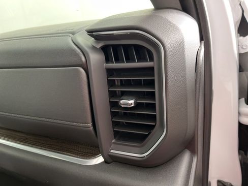 Certified 2025 Chevrolet Silverado 2500 LT w/ All Star Edition image 21