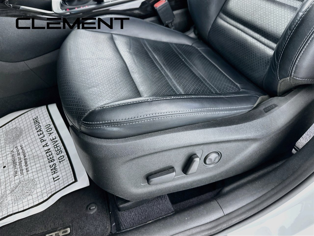 Used 2019 Kia Sorento EX FWD image 28