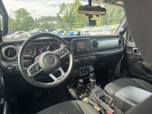 Used 2020 Jeep Gladiator Sport w/ Quick Order Package 24S AWD/4WD image 38