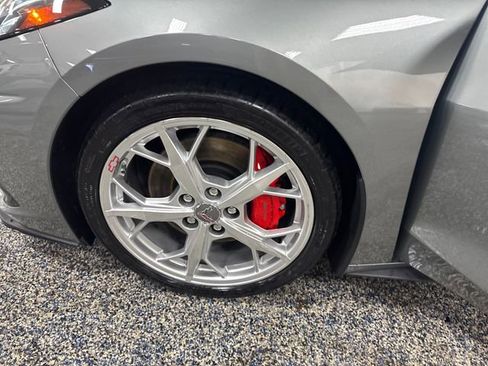 Used 2023 Chevrolet Corvette Stingray Coupe w/ Z51 Performance Package image 28