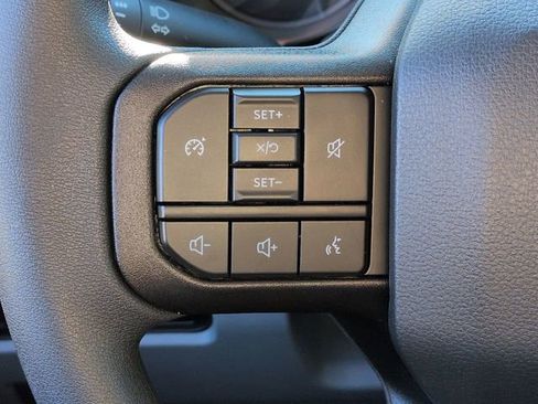 New 2026 Ford F250 XL w/ XL Chrome Package image 25