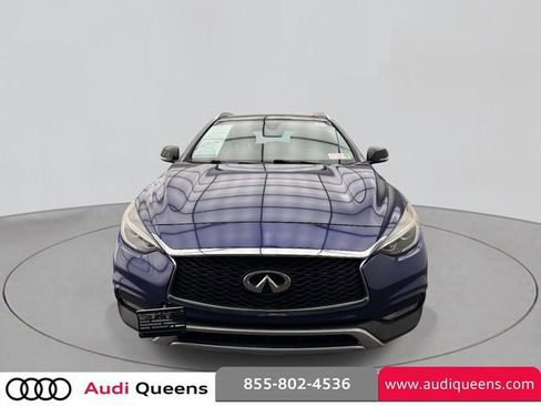 Used 2018 INFINITI QX30 Premium w/ Cargo Package AWD/4WD image 2