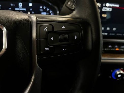 Used 2023 GMC Sierra 1500 Elevation image 15