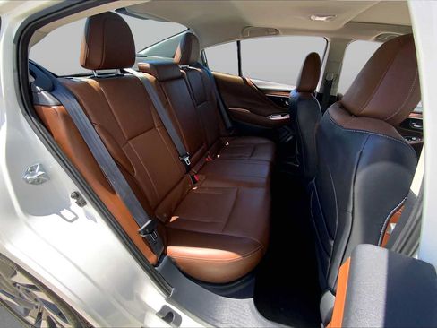 Certified 2024 Subaru Legacy Touring XT AWD/4WD image 19