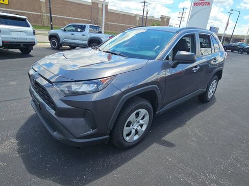 Used 2019 Toyota RAV4 LE w/ All Weather Liner Package AWD/4WD image 7