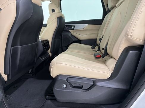 Certified 2023 Acura MDX SH-AWD image 17