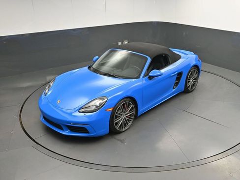 Used 2025 Porsche 718 Boxster S RWD image 35