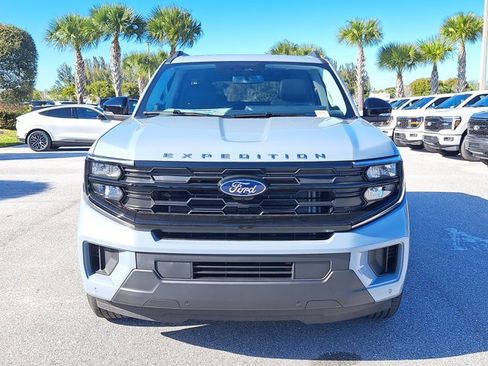 New 2026 Ford Expedition Max Active RWD image 2