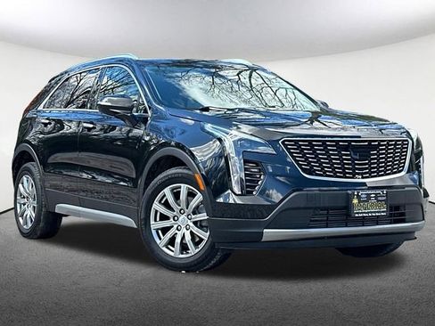 Used 2023 Cadillac XT4 Premium Luxury AWD/4WD image 2